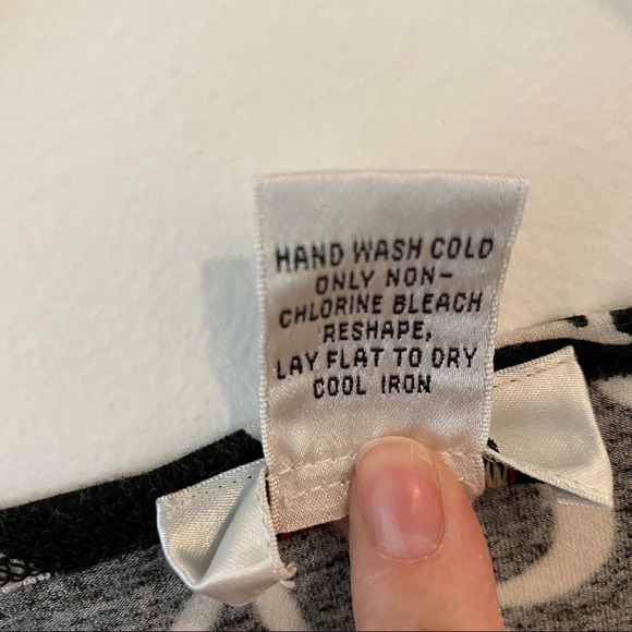 Talbots Black and White Cap Sleeve Tee Shirt - Picture 4 of 5